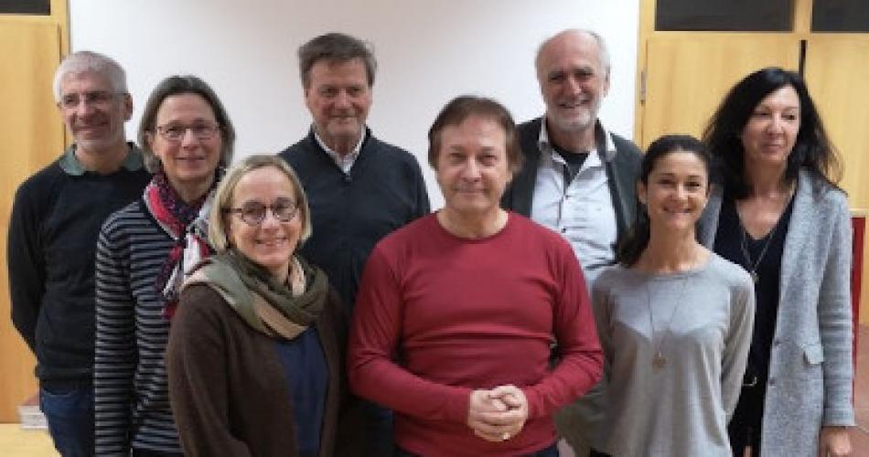 vielköpfige Direktion